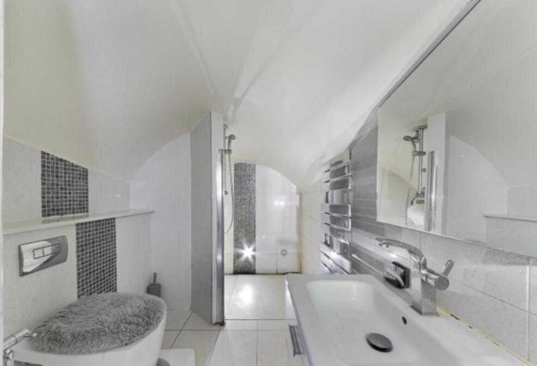 4 Bedrooms Villa, Hugh Street Central Londres Extérieur photo